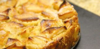 Шарлотка с маслом