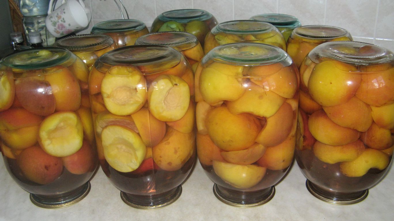 Моченые яблоки в трех литровых банках
