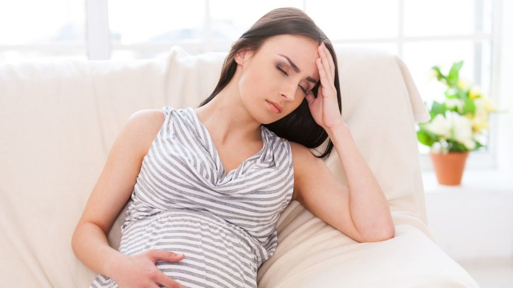 Почему тошнит во время беременности, основные причины