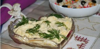 Еврейский салат с плавленным сыром и яйцом