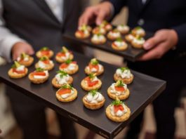 Доставка канапе для фуршета: как не прогадать с вкусом, количеством и подачей