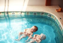 Первый бассейн для новорожденного: как организовать купание, чтобы ребёнку было уютно и безопасно Первый бассейн для новорожденного: как организовать купание, чтобы ребёнку было уютно и безопасно