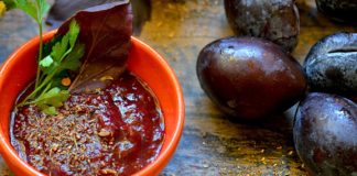 Ткемали из слив