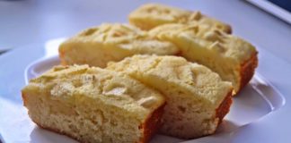 Манник на тарелке