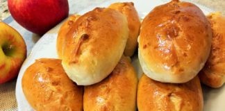 Пирожки с яблоками