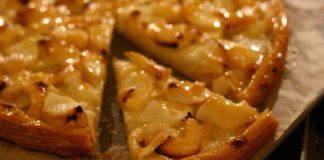 Яблочный пирог