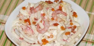 Салат с кальмарами и красной икрой