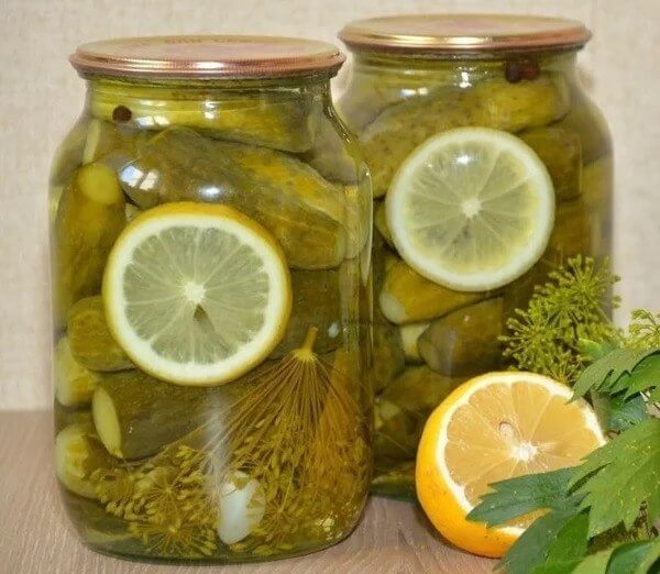 Засолка хрустящих огурцов в литровые банки на зиму с лимоном (лимонной кислотой)