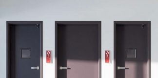 Огнестойкие двери: тихие герои, которые спасают дома и жизни