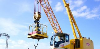 Кем стать за несколько месяцев: практическое руководство по обучению на оператора крана-манипулятора