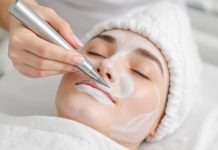 Ультразвуковой пилинг: мягкая чистка кожи без скальпеля и мучений Ультразвуковой пилинг: мягкая чистка кожи без скальпеля и мучений